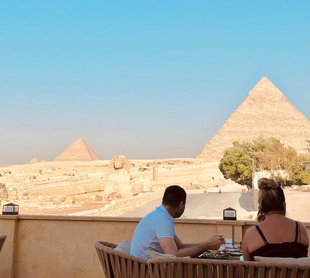 The Gate Hotel Front Pyramids & Sphinx View Kafrat al Jabal Bagian luar foto