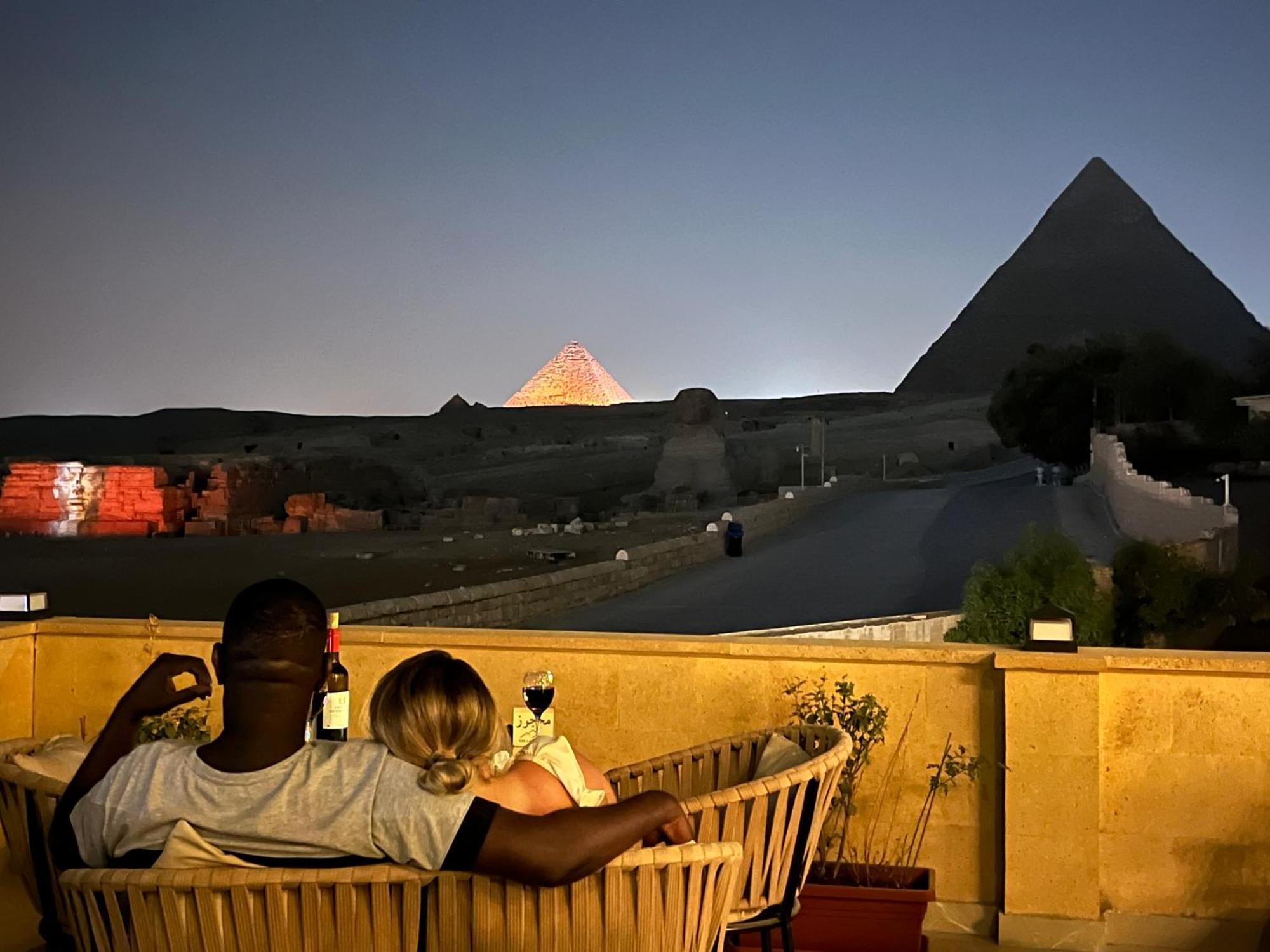 The Gate Hotel Front Pyramids & Sphinx View Kafrat al Jabal Bagian luar foto