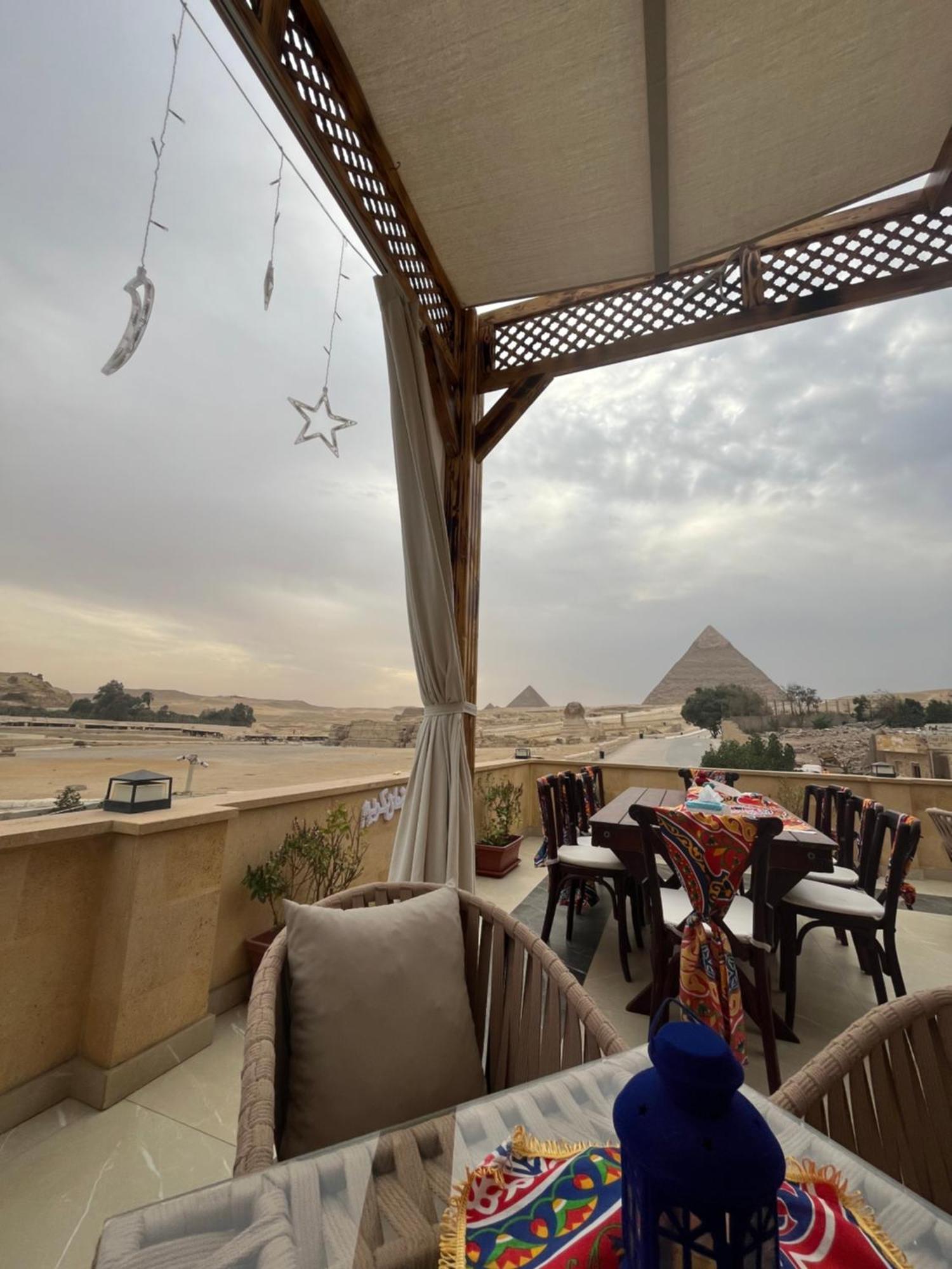 The Gate Hotel Front Pyramids & Sphinx View Kafrat al Jabal Bagian luar foto